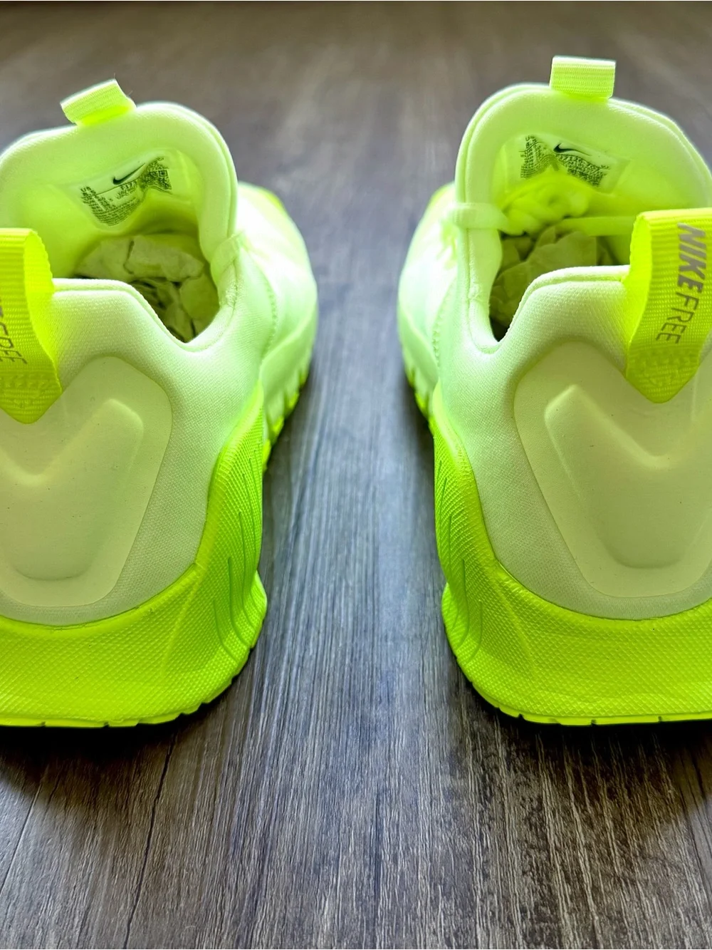 NEW Nike Free Metcon 6 Barely Volt White Volt FJ7126-702 Women’s 8.5